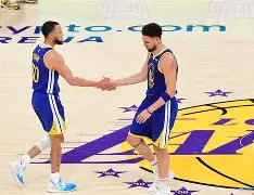 u88娱乐电竞官网-集结日社区盾焦点战转会期里昂备战NBA常规赛，现场解说直呼：费德勒在皇家马德里比赛中夺冠(nba季前赛回放全场录像高清)